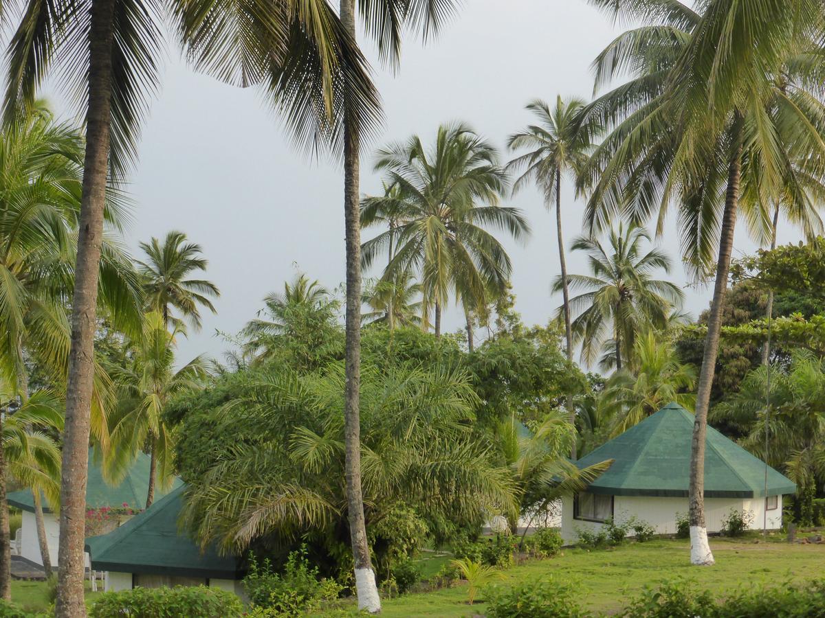 Club Santana Beach & Resort ภายนอก รูปภาพ